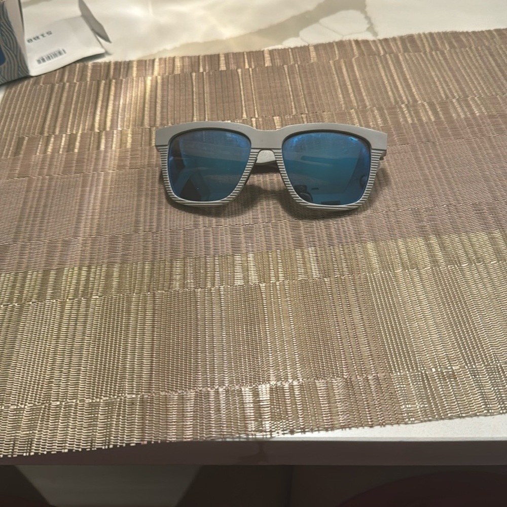 Costa del mar men sunglasses pescador light gray gray blue mirror 580G